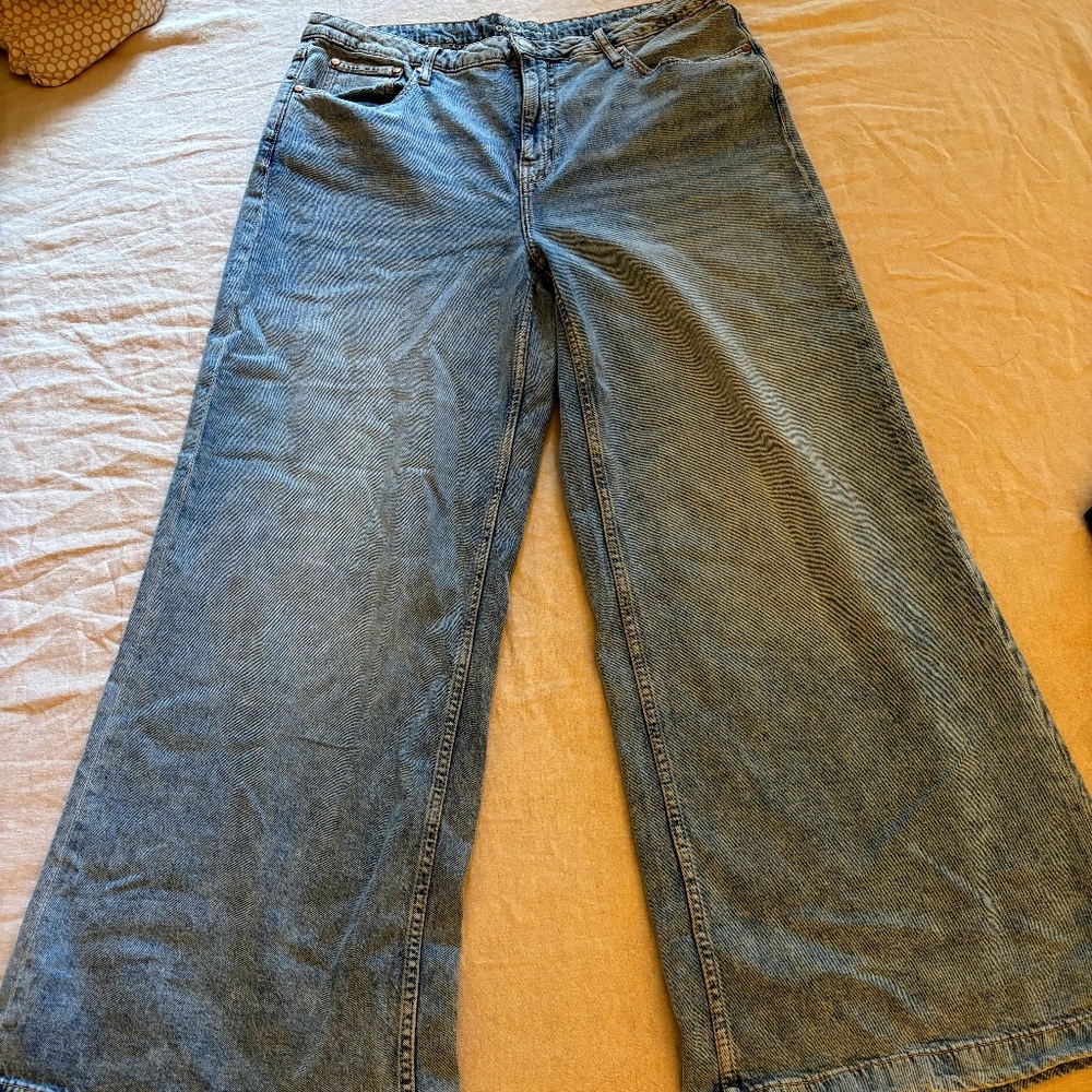 NWT On 34th High Waisted Wide Leg Denim Jeans Size 14